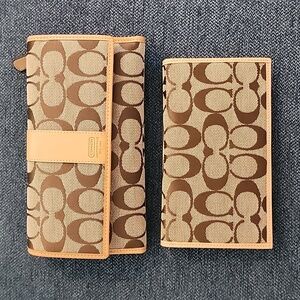 COACH Signature Canvas Wallet Tan Brown